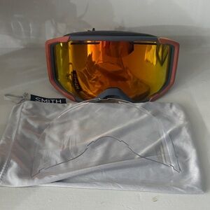 SMITH RHYTHM Goggles with Orange Amber Mirrored and ChromaPopLens